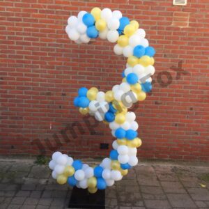 Ballonnenpilaar cijfer 3