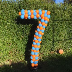 Ballonnenpilaar 7 oranje/blauw