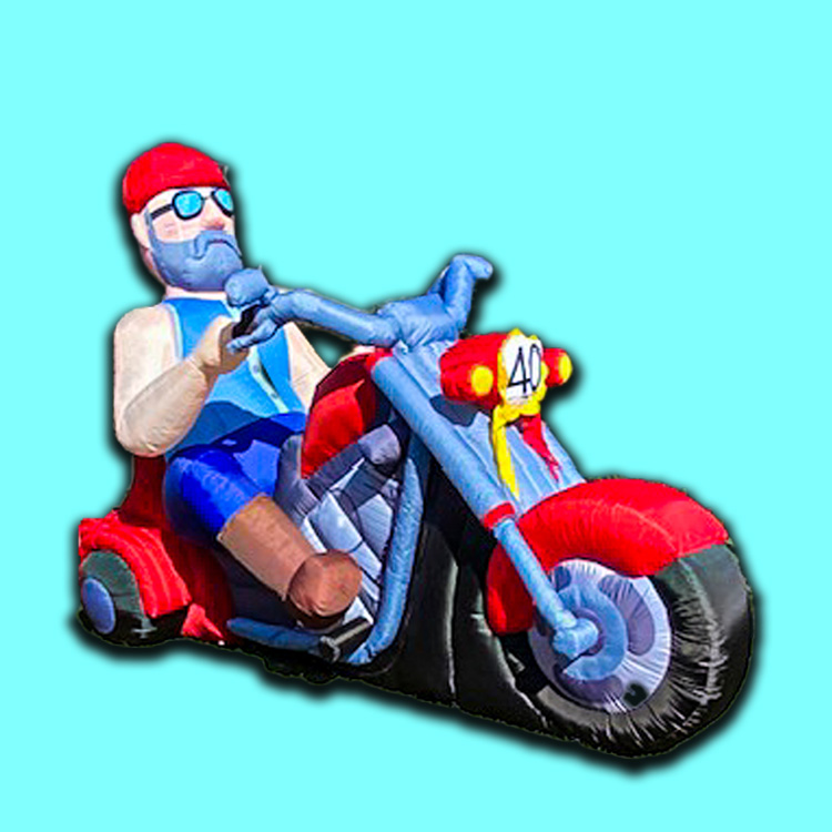 Abraham pop op een Motor